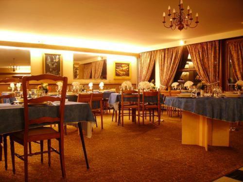 Hotel Restaurant Du Tourisme Latronquiere Экстерьер фото