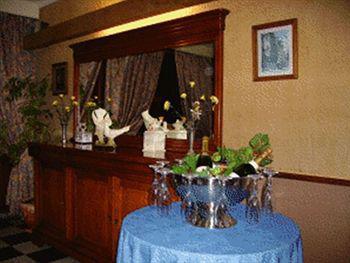 Hotel Restaurant Du Tourisme Latronquiere Экстерьер фото